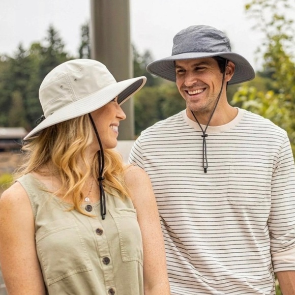 NWT Solar Escape UPF 50+ Explorer Vented Bucket Hat - Picture 1 of 6